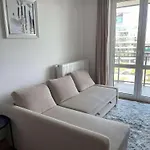 4Chi - Wiktoryn Studio